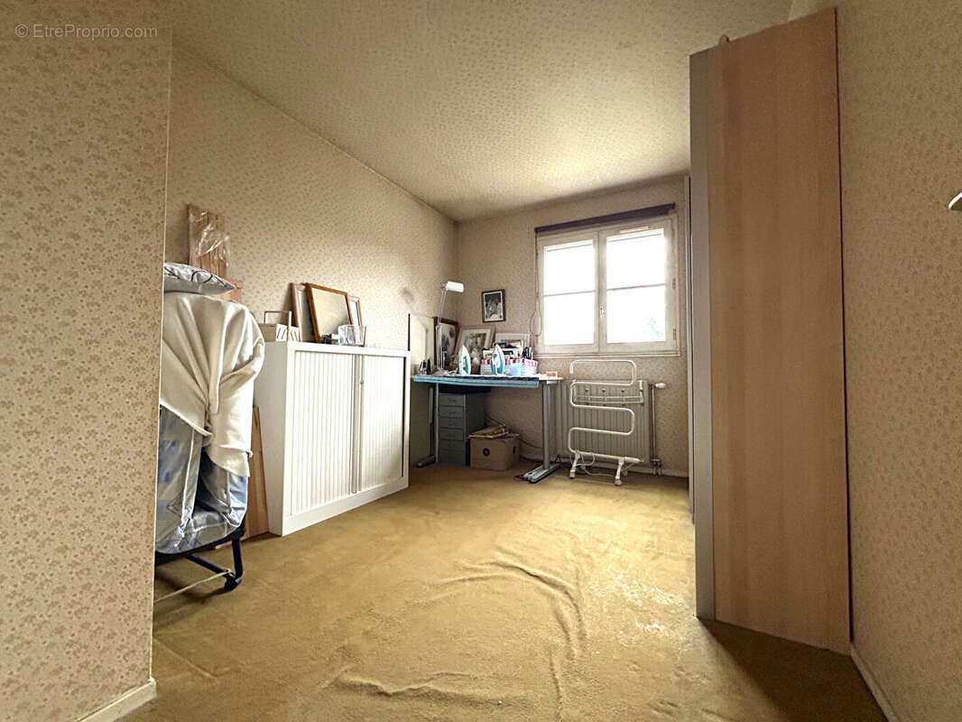Maison à VERT-SAINT-DENIS