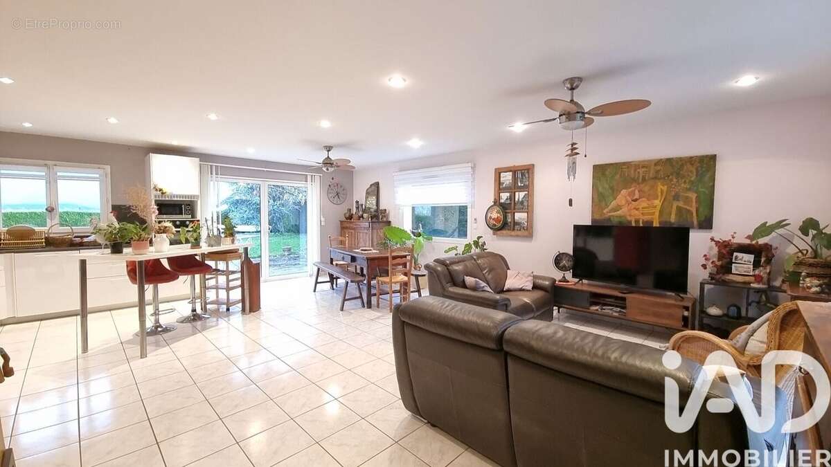 Photo 6 - Maison à SAINT-MARTIN-LA-PLAINE