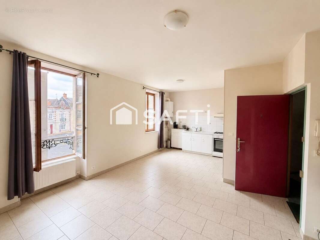 Appartement 174 m² à Cosne-Cours-Sur-Loire  - photo 3