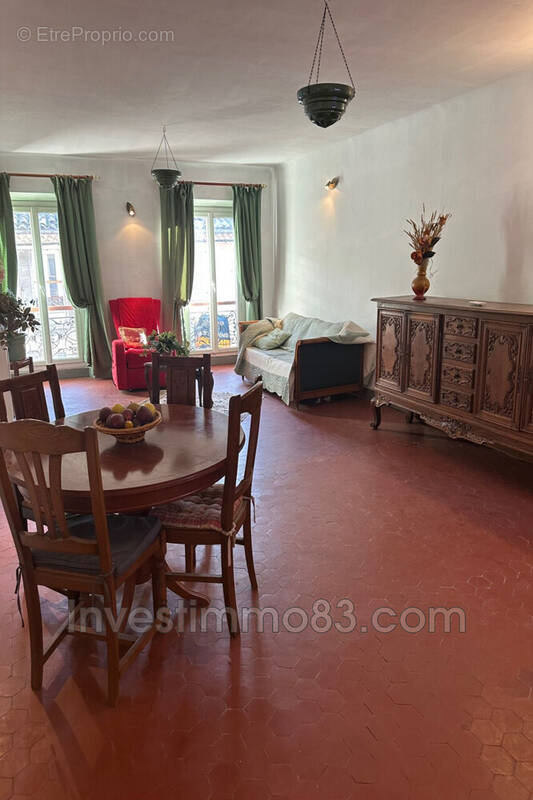 Appartement à BARJOLS