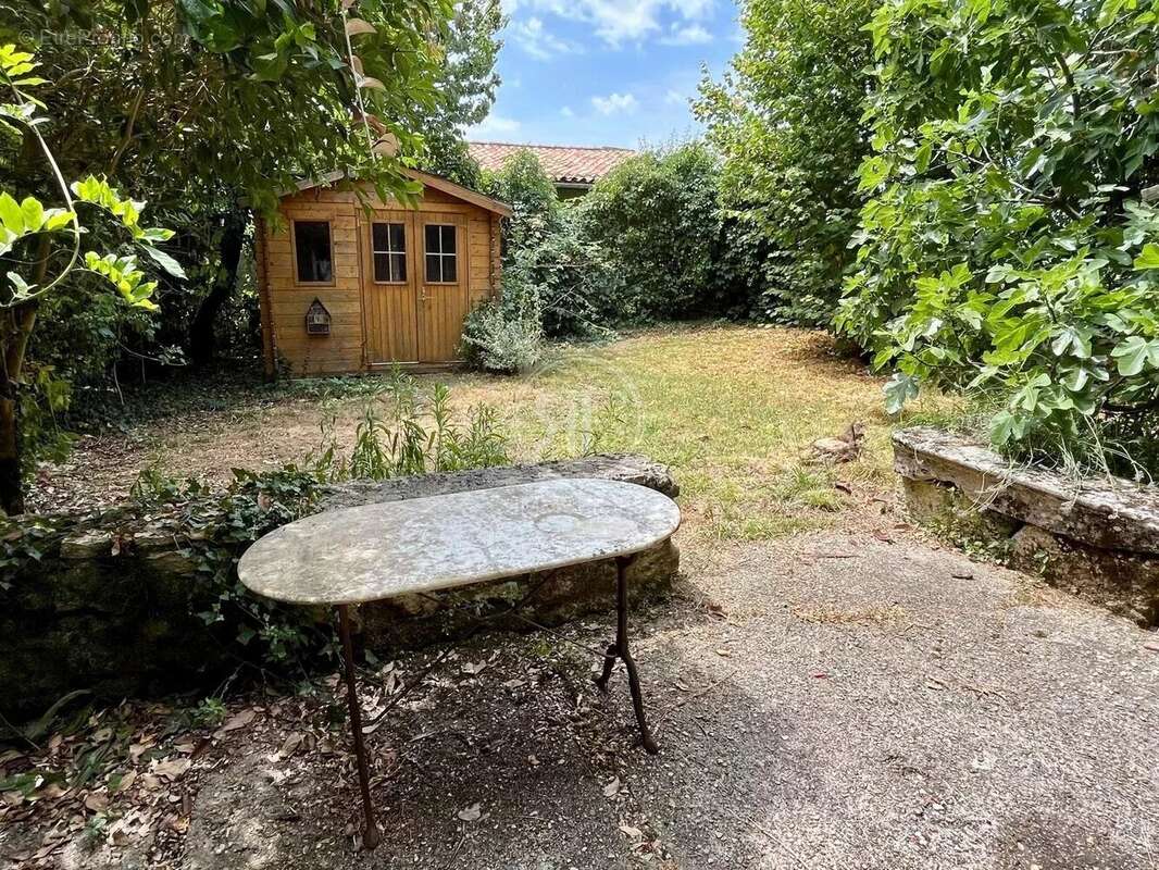 Maison à LA LANDE-DE-FRONSAC