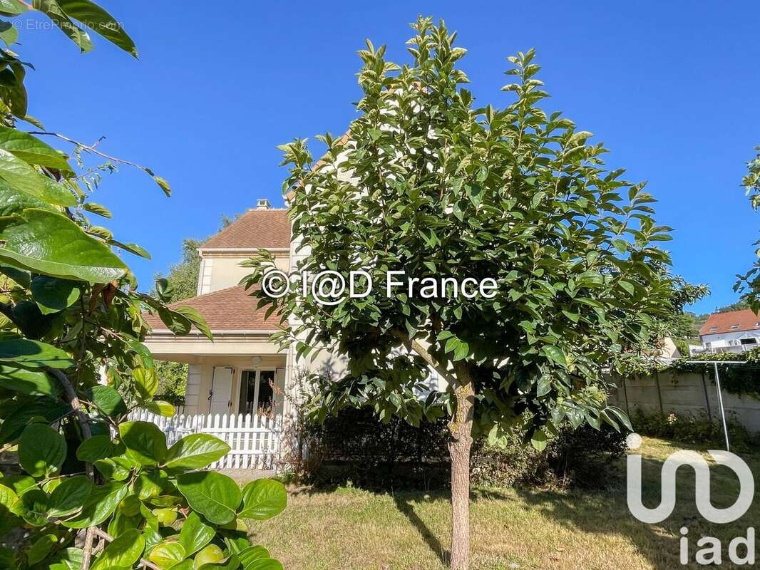 Photo 3 - Maison à MONTLHERY