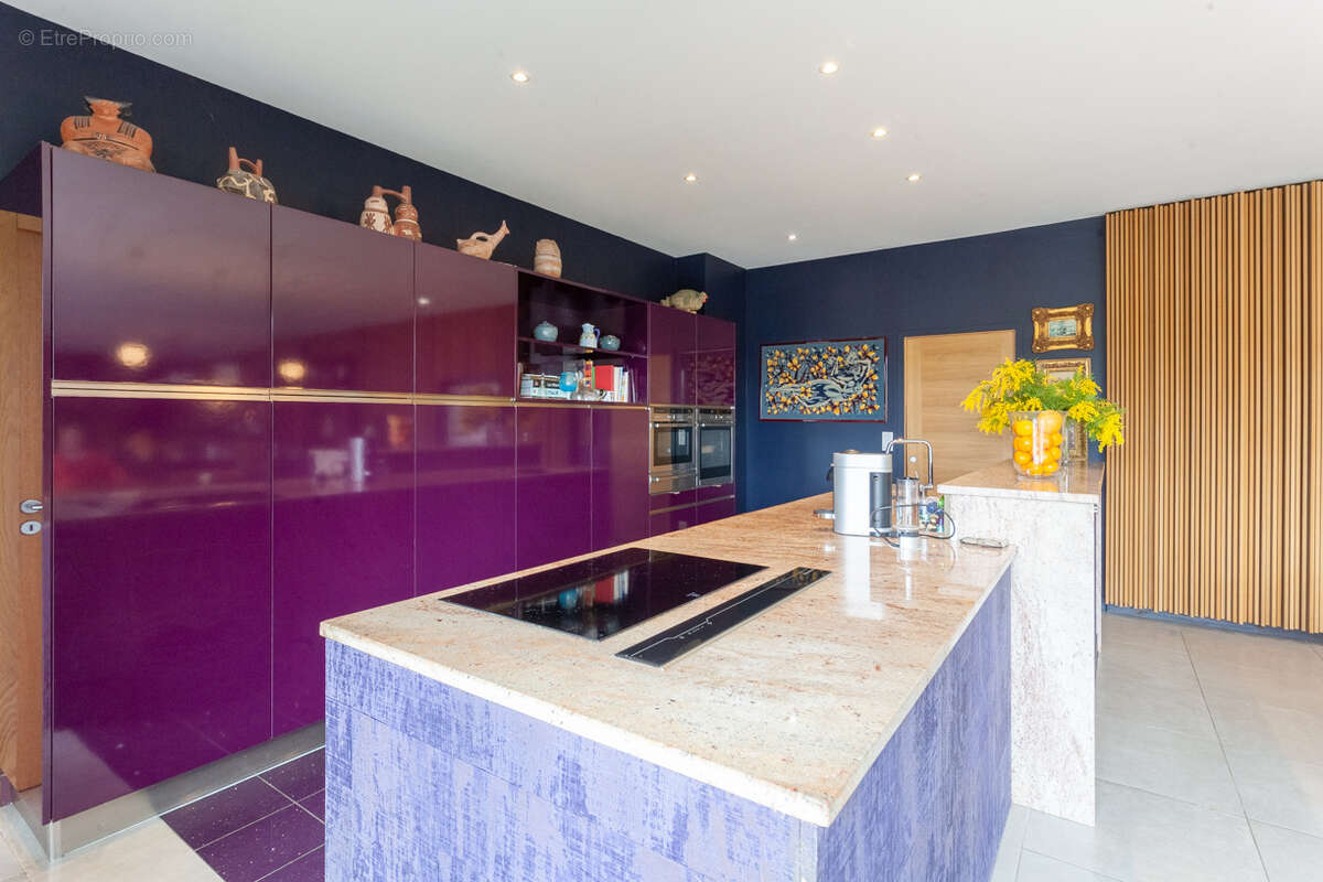 Maison à SAINT-EMILION