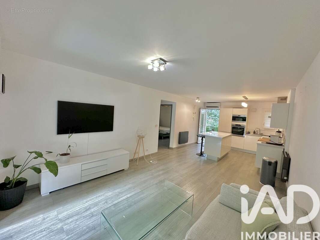 Photo 2 - Appartement à LE PRADET