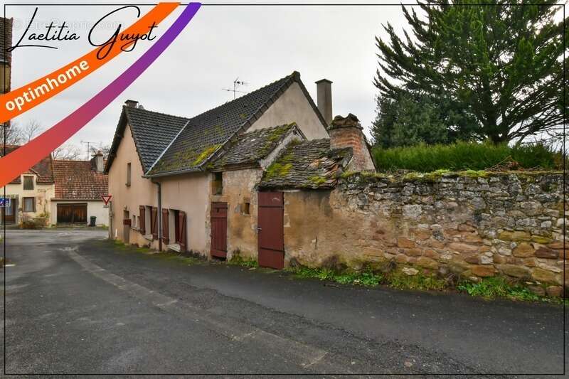 Maison à SOUVIGNY