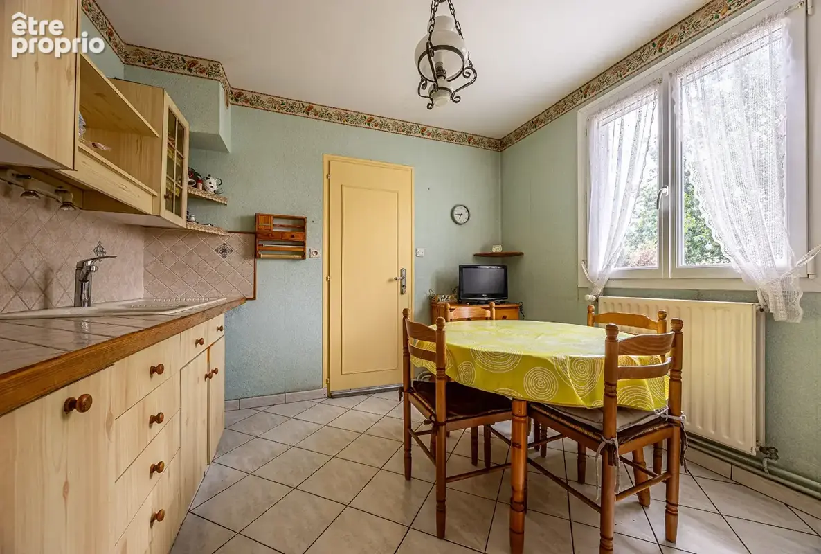 Maison de plain-pied à vendre proche du centre de Chauray ! - photo 4