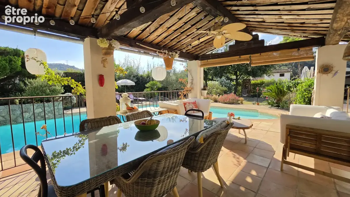 Villa rénovée design avec piscine - photo 4