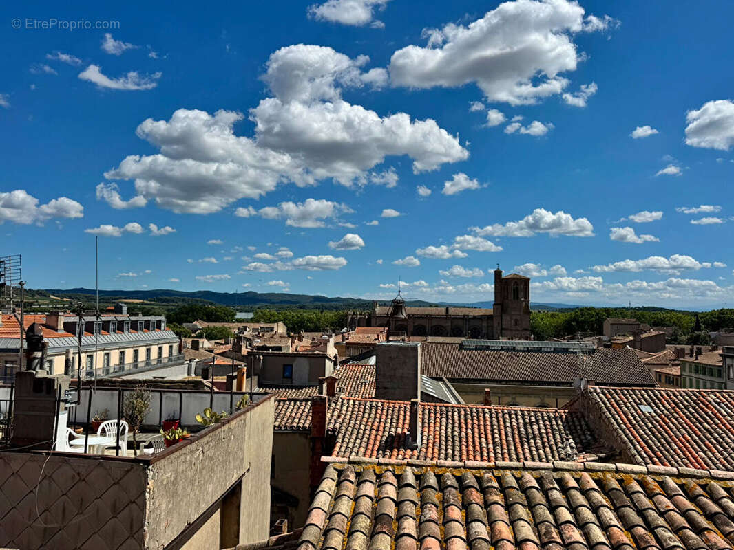 Ref : amesolaire - place carnot - appartement t3 bis - 2/3 chambres - cave - photo 16