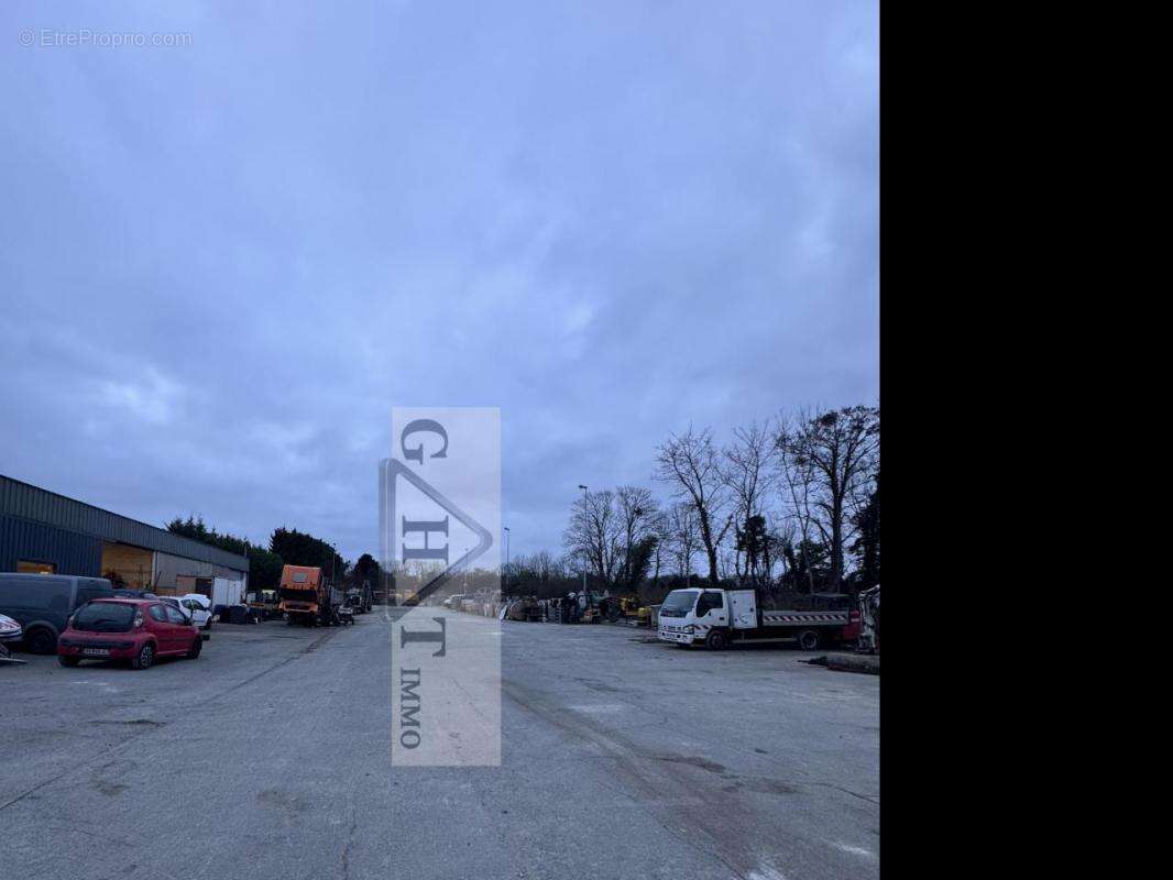 Terrain à BALLAINVILLIERS