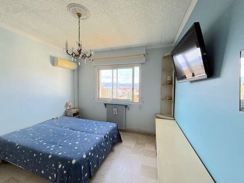 Appartement à vendre 5 pièces CANNES (06) - photo 7