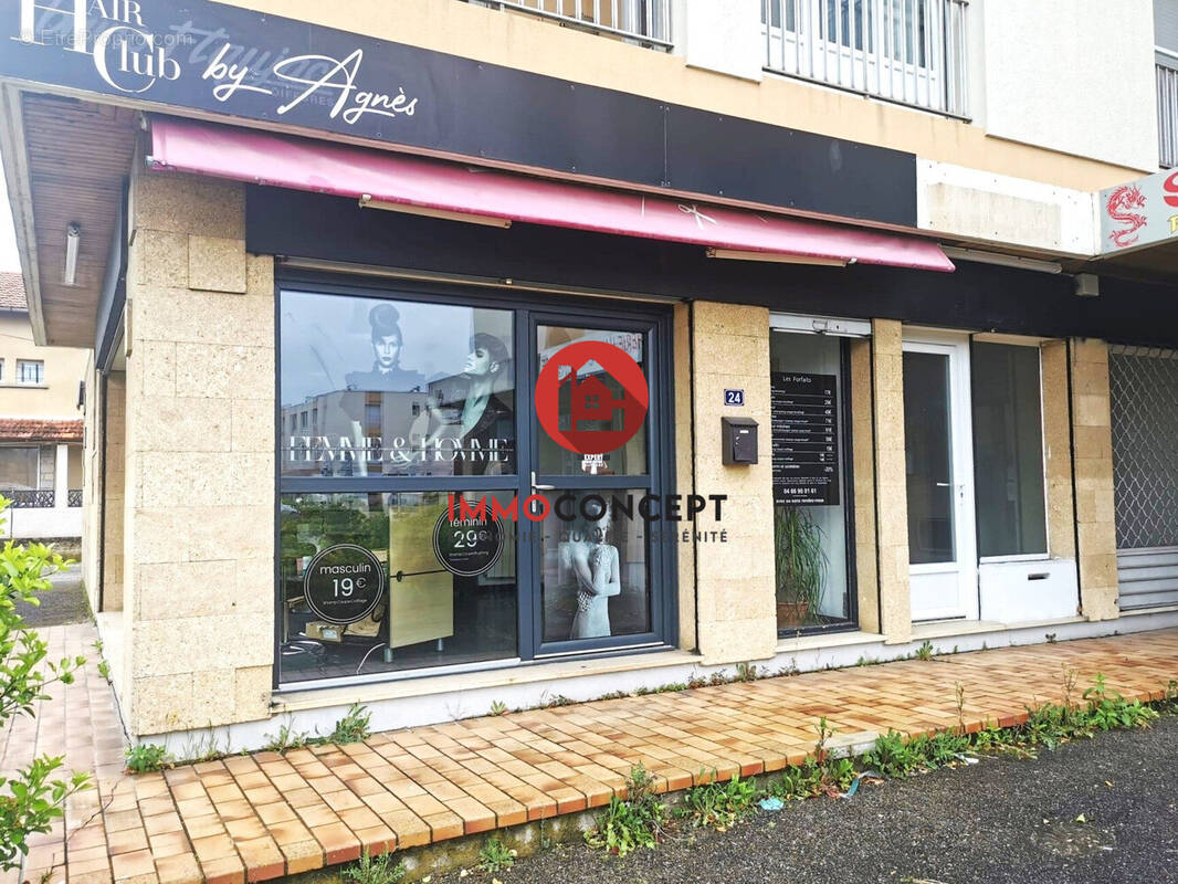 Commerce à LAUDUN-L'ARDOISE