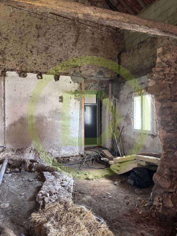 Maison à BORD-SAINT-GEORGES