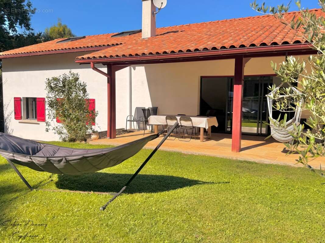 En EXCLUSIVITÉ - Maison Contemporaine avec piscine à ASCAIN - photo 4