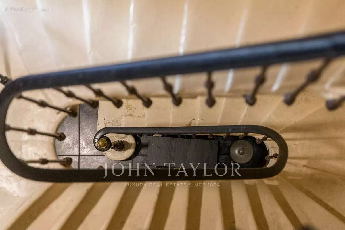 Commerce à BORDEAUX