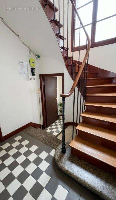 Appartement à ENGHIEN-LES-BAINS