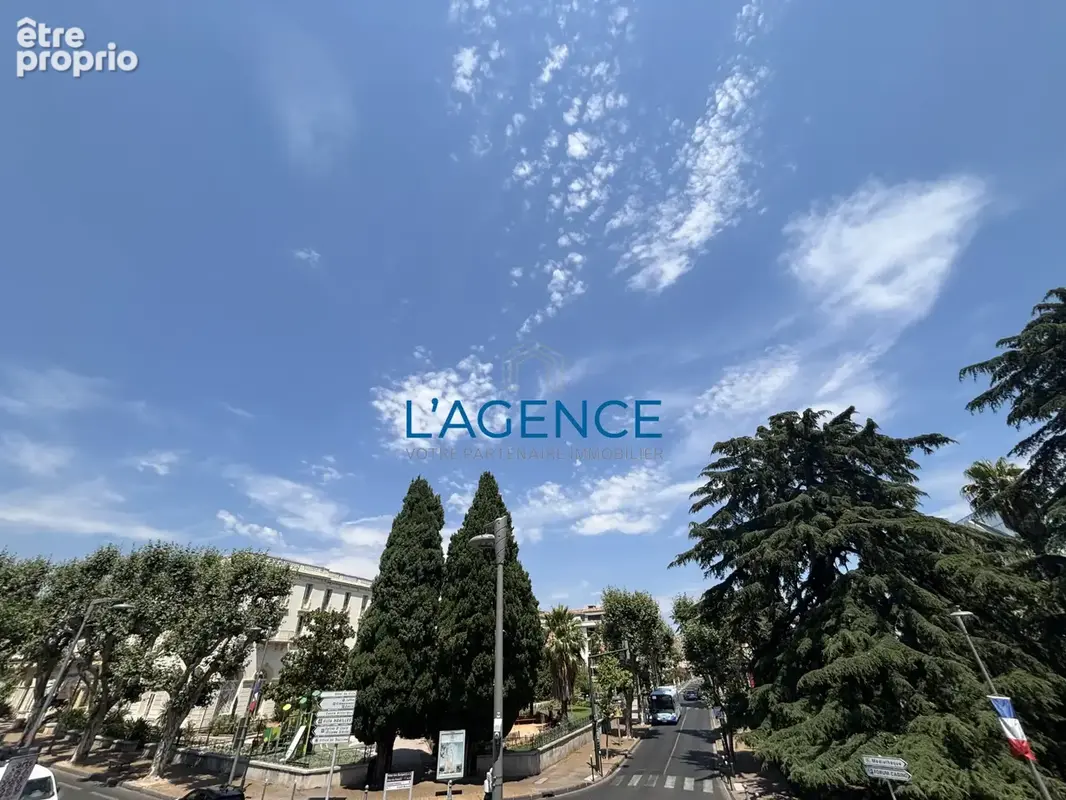 Appartement à HYERES