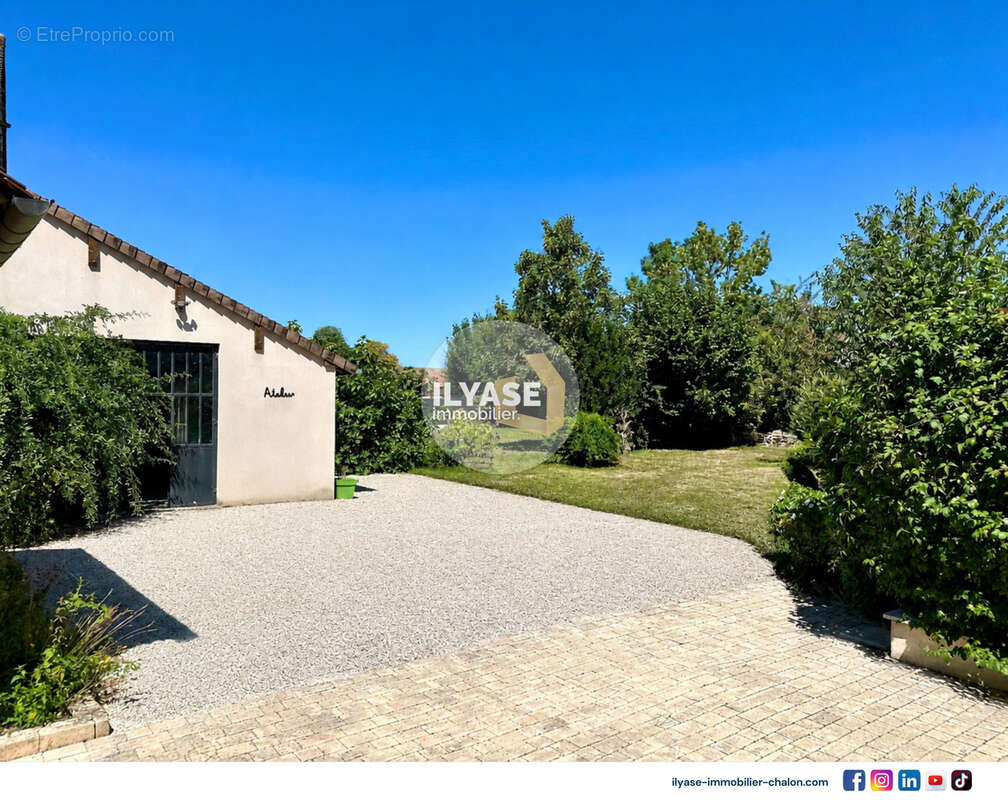 Maison à VIREY-LE-GRAND