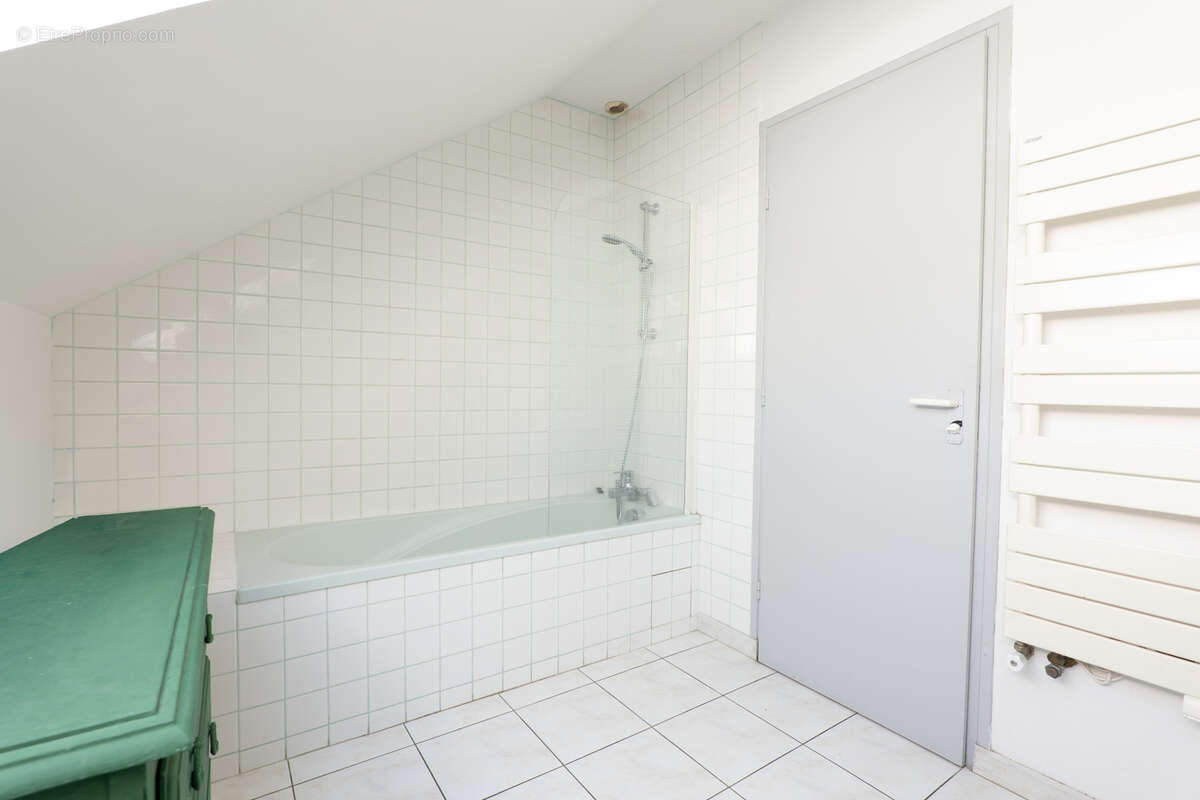 Exclusivité à Chambéry : Maison d'architecte de 225,21 m2 - photo 11
