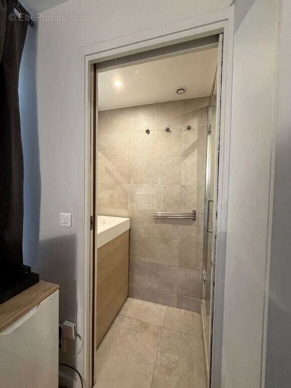 Appartement à PARIS-7E