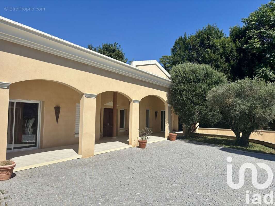 Photo 3 - Maison à GENAS