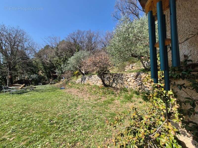 SEILLANS (83) Propriété à vendre. 740 000 € - photo 11