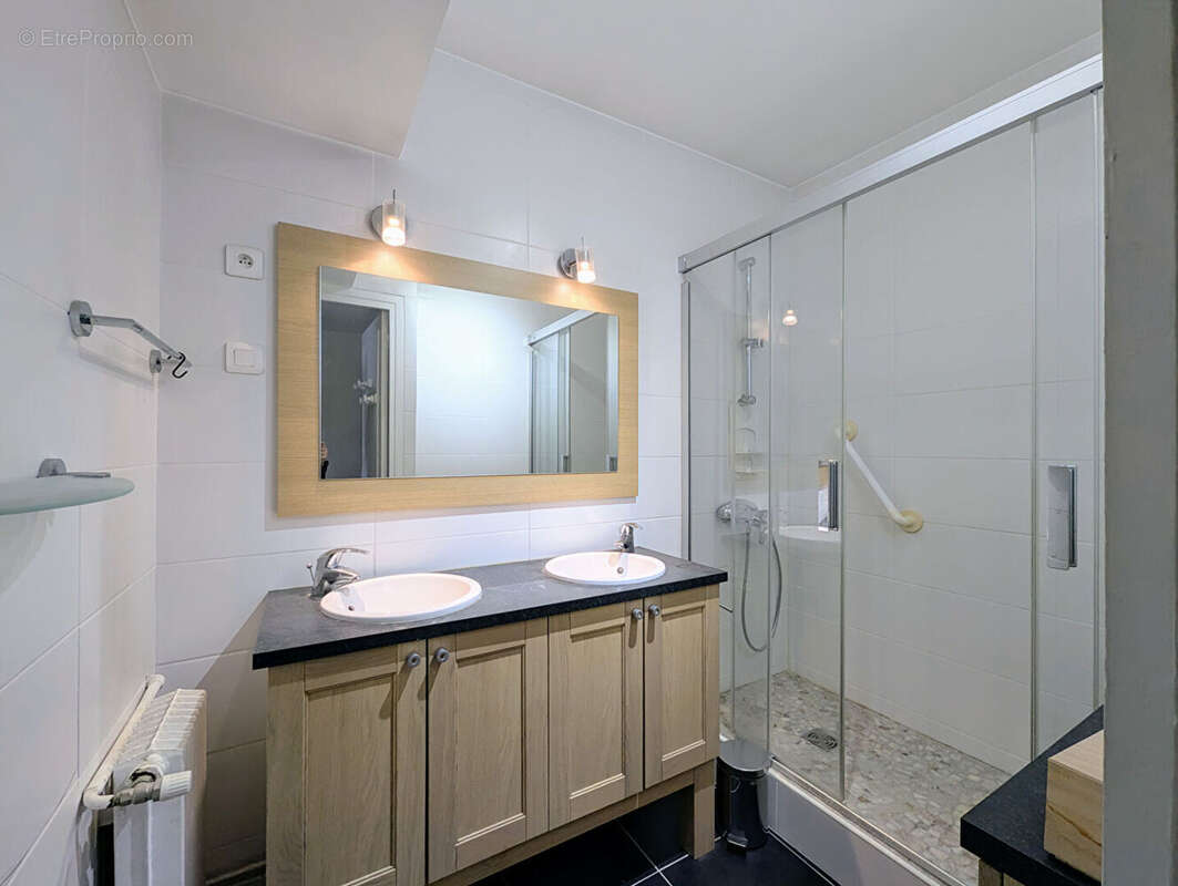 Appartement à CHAVILLE