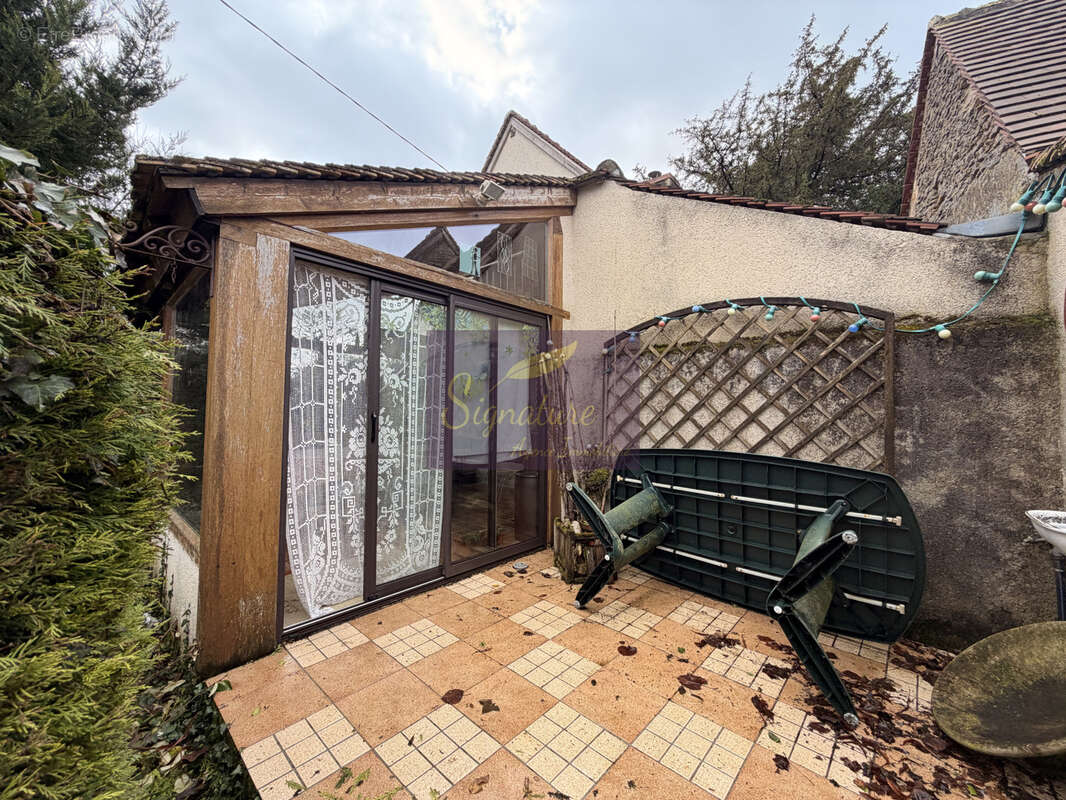 Maison à SURFONDS