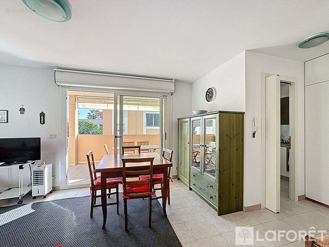 Appartement à ROQUEBRUNE-CAP-MARTIN