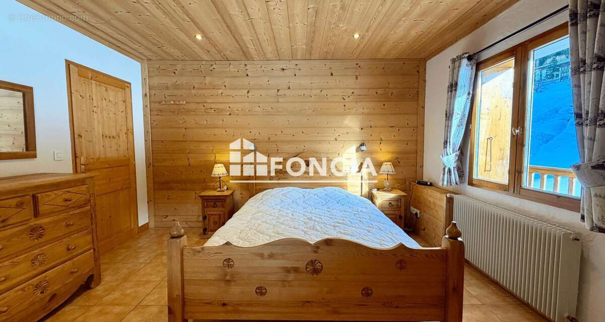 Maison à NOTRE-DAME-DE-BELLECOMBE