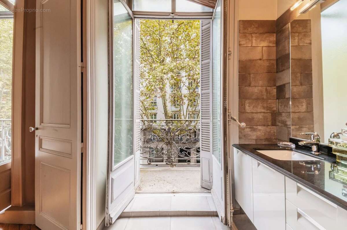 Appartement à LYON-3E