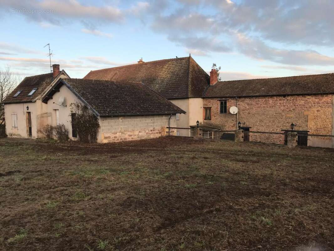 Photo 5 - Maison à LA CLAYETTE