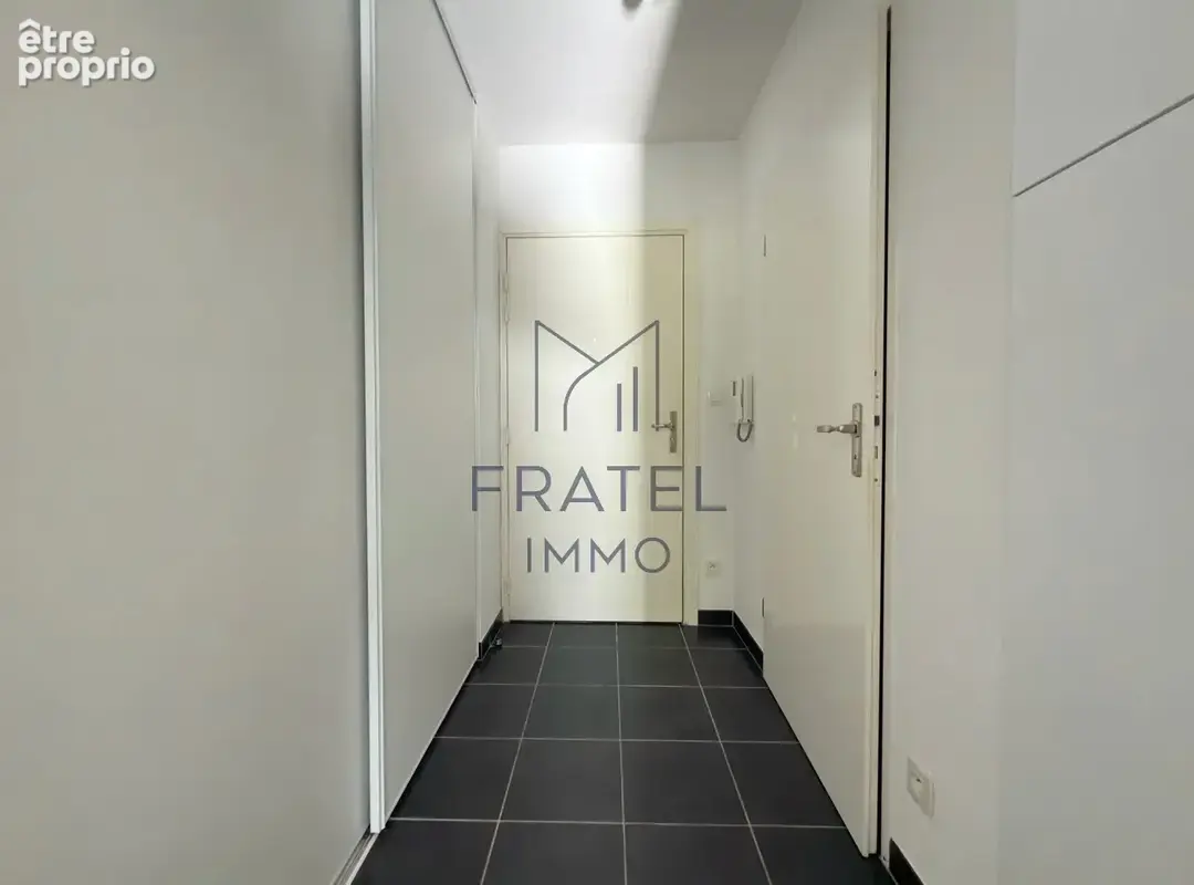 Ovalie  t3 de 71,79 m2 avec terrasse, parking et cave - photo 8