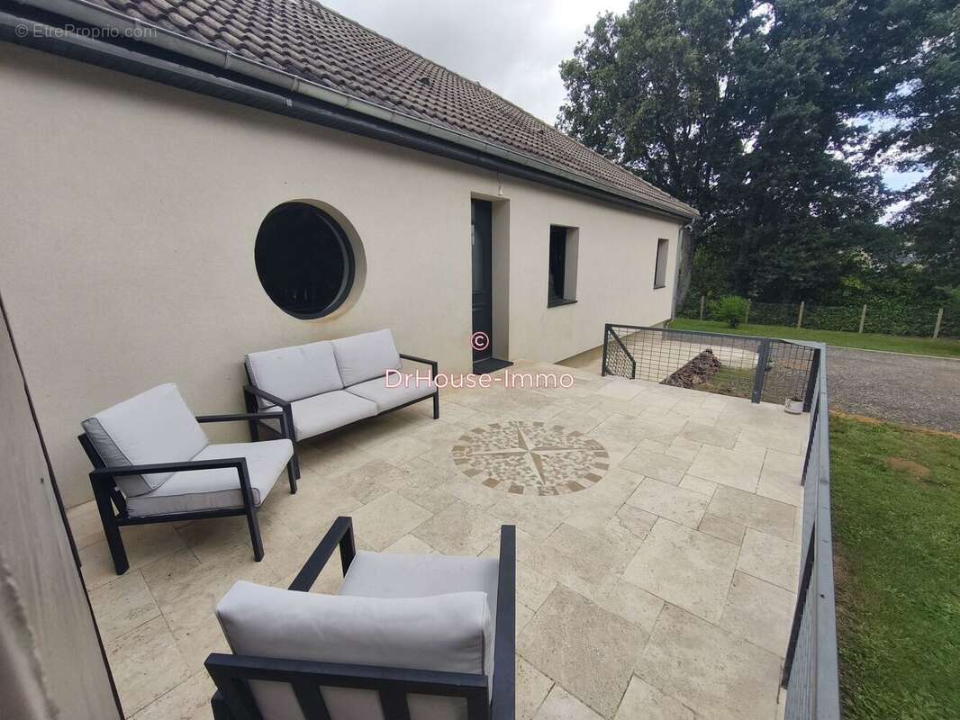 Maison 138 m² à Parigne-L'eveque  - photo 22
