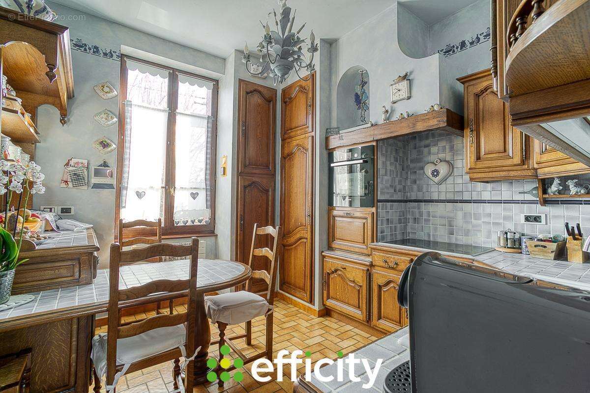 Maison à SAINT-FONS