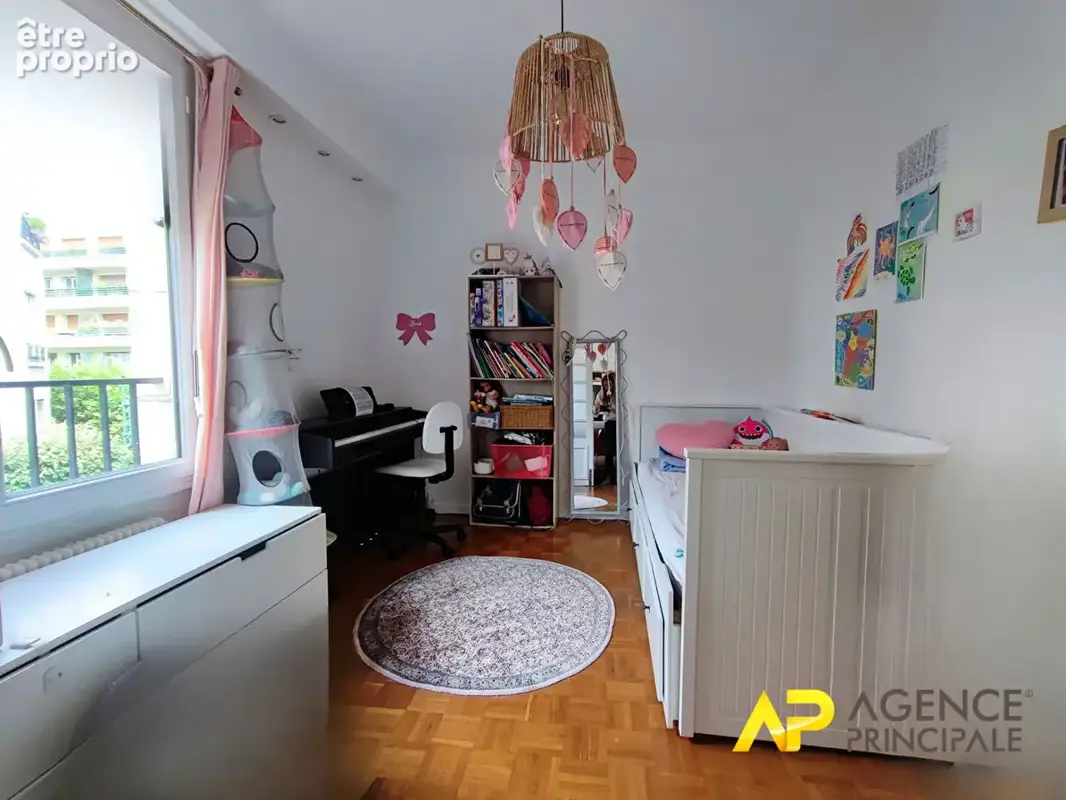 Appartement 4 pièces à vendre à La Garenne-Colombes - photo 7