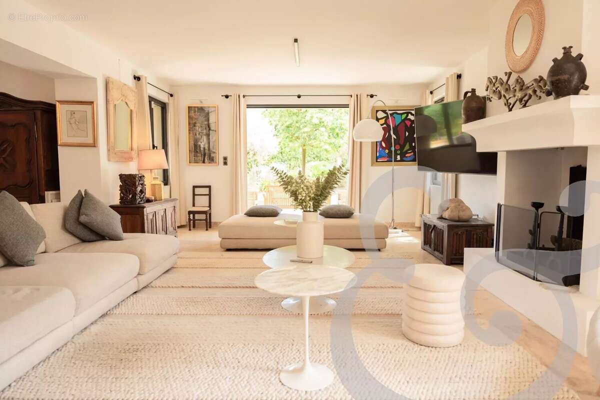 Maison à EYGALIERES