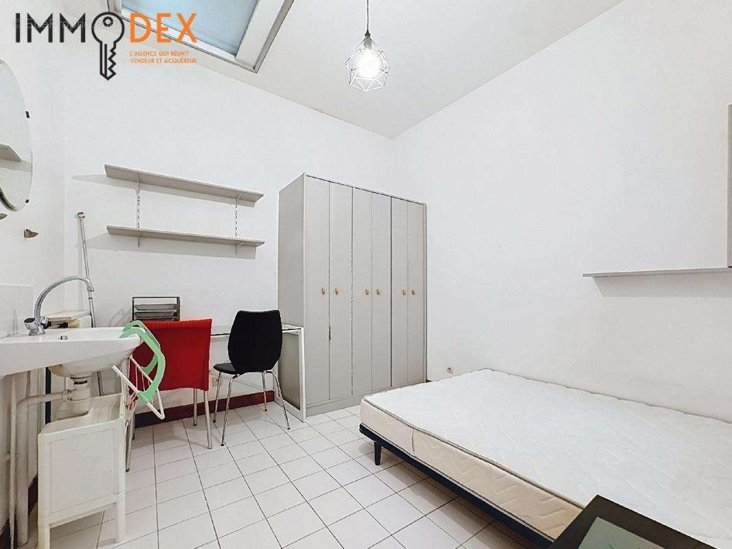 Appartement 90 m² à Reims  - photo 11