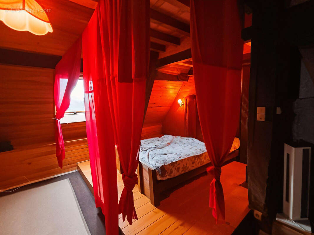 Maison à IVRY-LE-TEMPLE