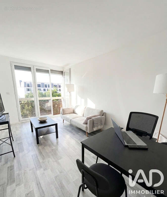 Photo 3 - Appartement à PUTEAUX
