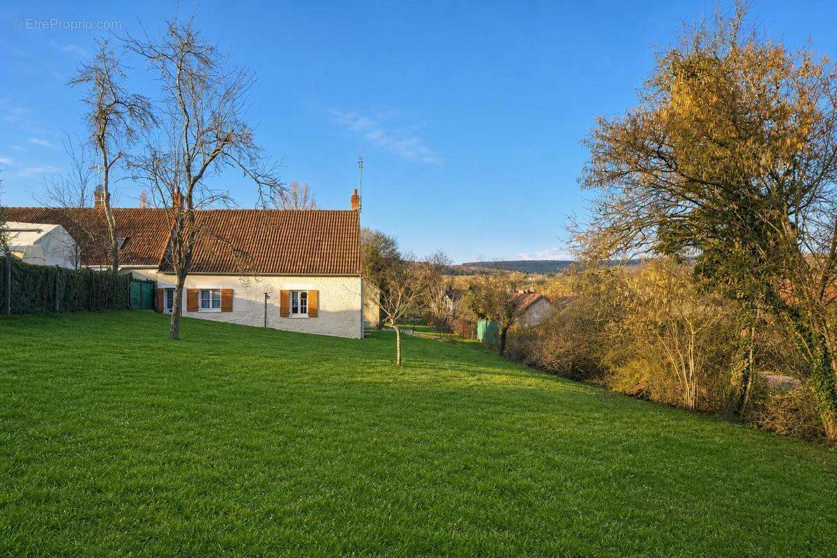Charmante maison 3 pièces avec grand terrain - photo 11