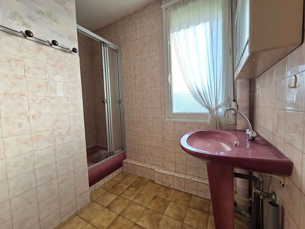 Appartement Saint Quentin 3 pièce(s) 67 m2 - photo 8