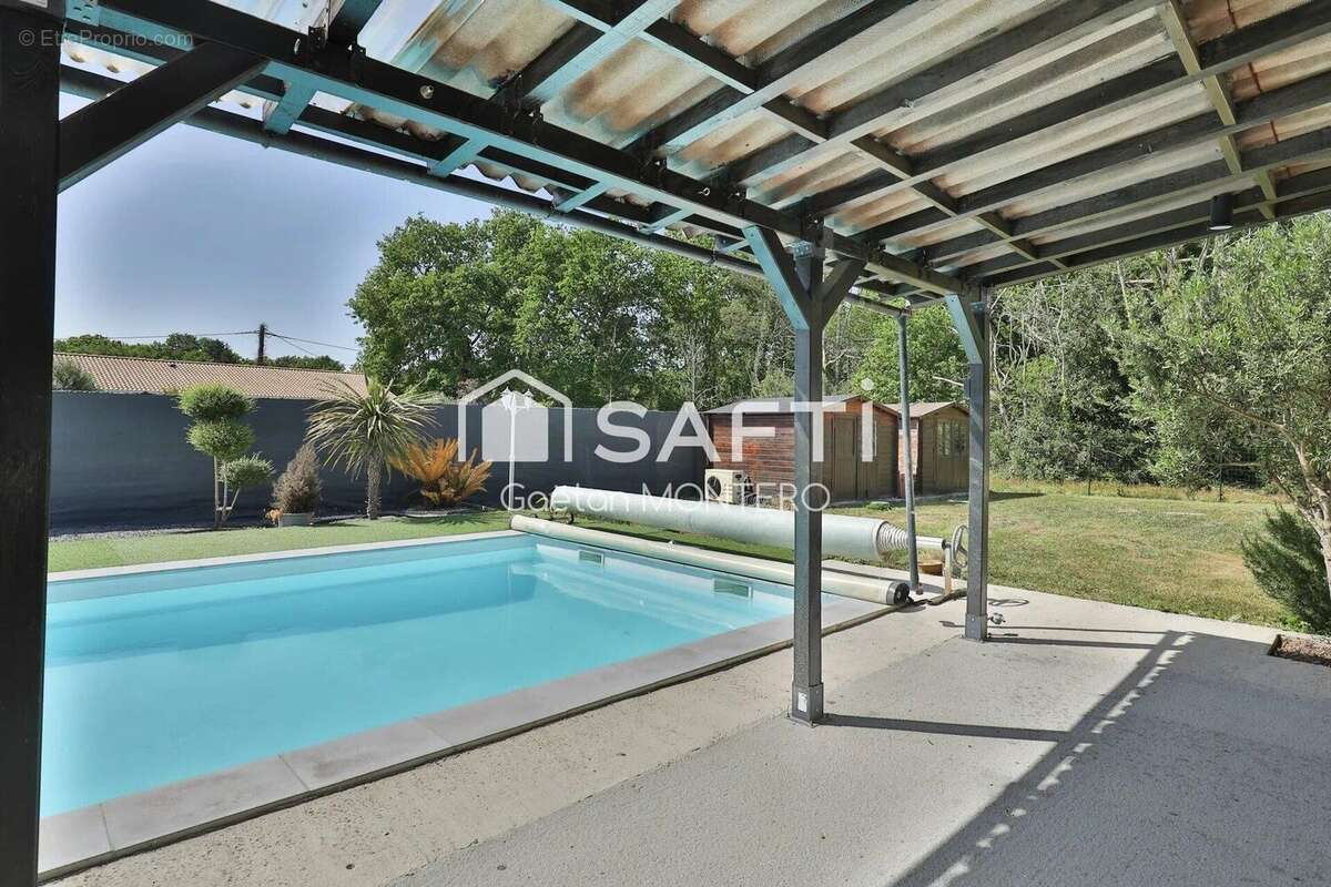 Photo 2 - Maison à SALLES