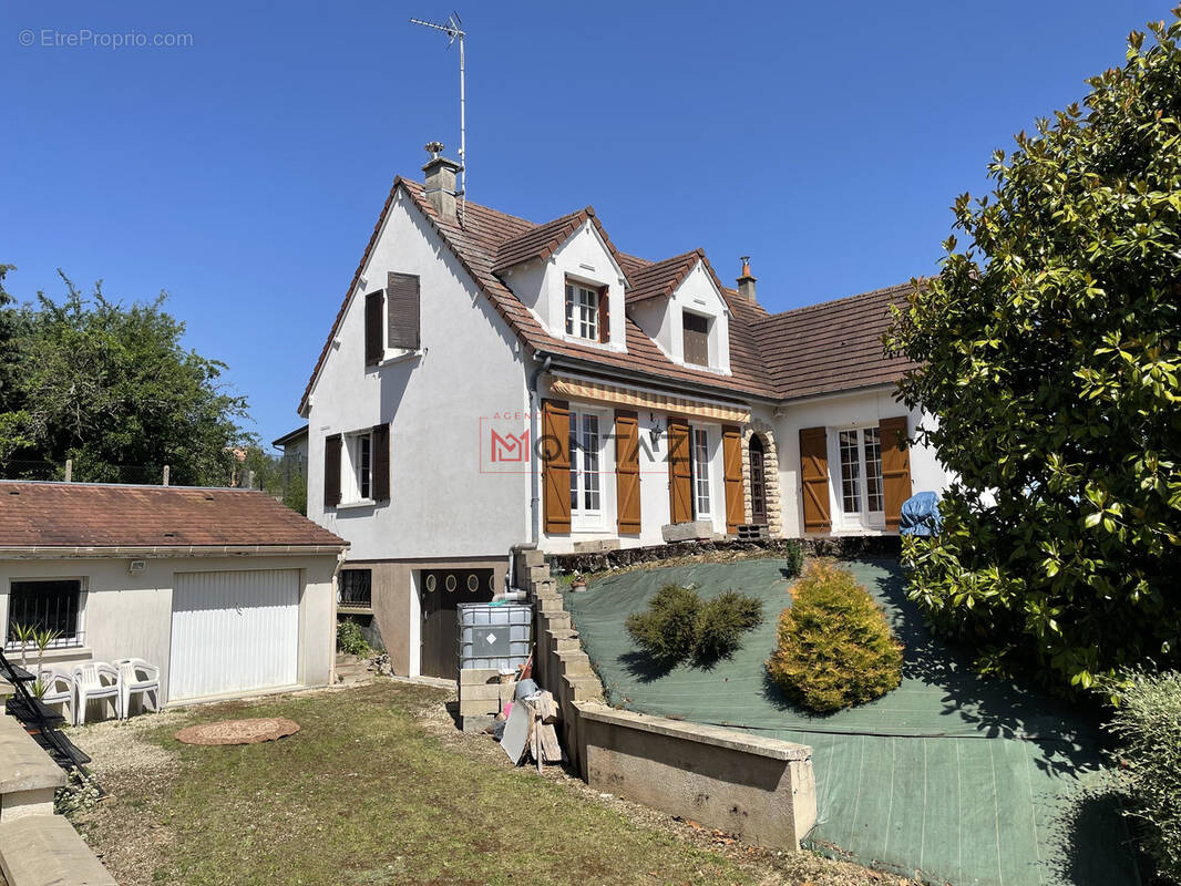 Maison à LA FERTE-GAUCHER