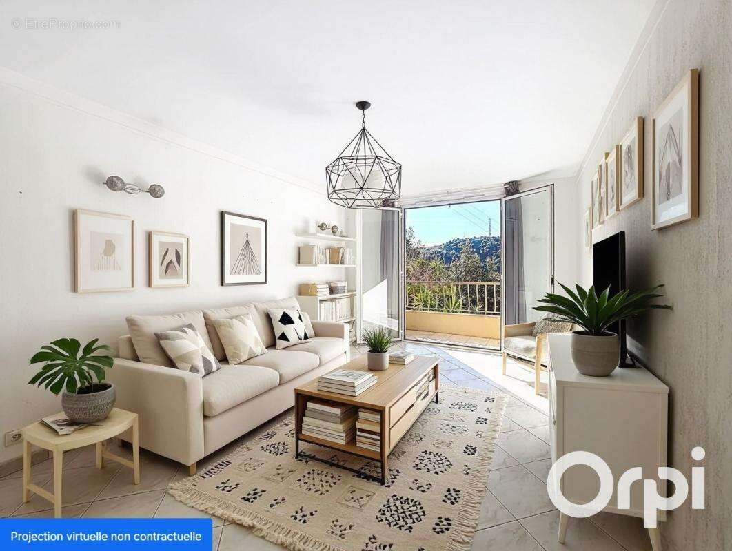 Appartement à VILLENEUVE-LOUBET