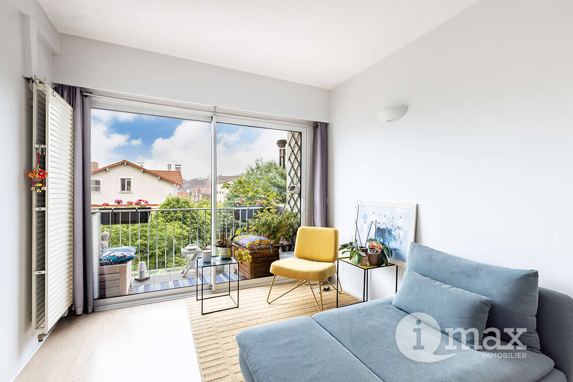 Colombes hoche - appartement familial 4 chbres - 675 000  fai - photo 4