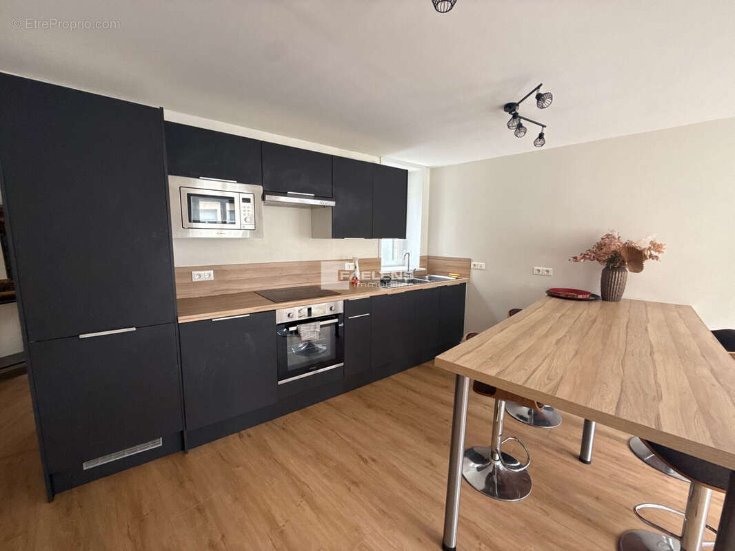 Appartement 83 m² à Lille  - photo 2