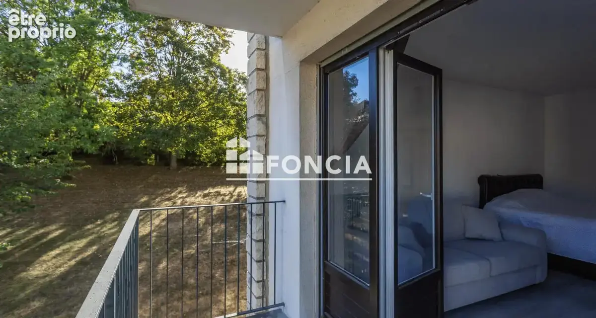 Grand f1 de 41 m2 viry chatillon residence verdoyante avec cave et parking - photo 9