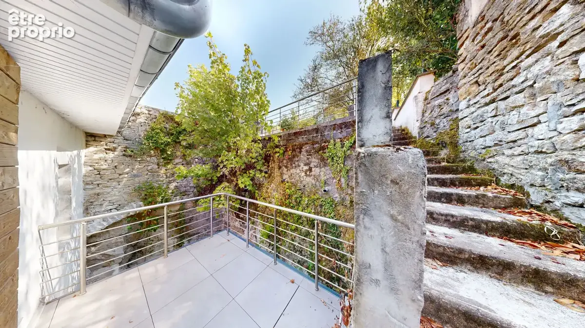 Appartement Duplex Dernier Étage avec Jardin Privatif de 300 m² - photo 5