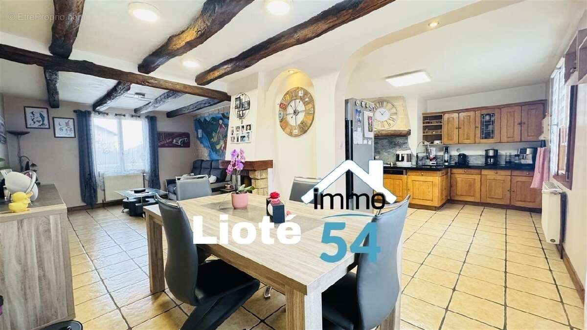 Maison à THAON-LES-VOSGES