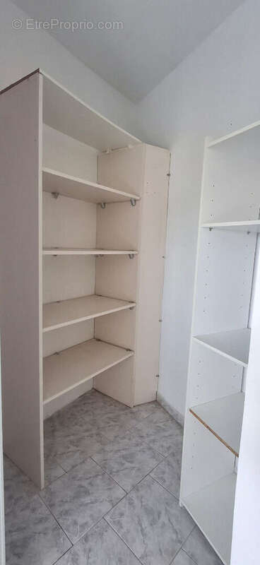 Maison à JONQUIERES-SAINT-VINCENT